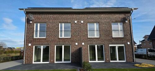 Foto - *NEUBAU* Erstbezug - schicke Doppelhaushälfte in Vörden; 4 ZKB