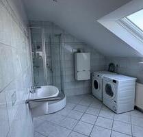 Gepflegte, frisch renovierte 2-Zimmer Dachgeschoss Whg. - Ennepetal Gepflegte, frisch renovierte 2-Zimmer Dachgeschoss Whg. - Ennepetal