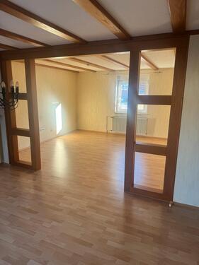 Foto - 5 -Zimmerwohnung mit Küche - 1.000,00&nbsp;EUR Kaltmiete, ca.&nbsp; 125,00&nbsp;m&sup2;