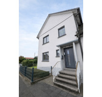 2-Zimmer-Wohnung in Windeck Rosbach, neu renoviert, super Zentral