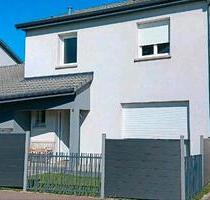 Charmantes neuwertiges Haus - 259.550,00&nbsp;EUR Kaufpreis, ca.&nbsp; 120,00&nbsp;m&sup2; in Saarbrücken (PLZ: 66119) St. Arnual