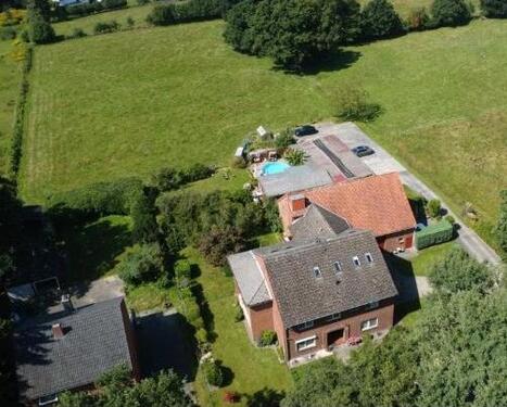 Foto - Resthof Mehrfamilienhaus 4 Whg. grosser Scheune plus Weide