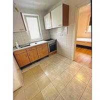 Voll möblierte WG Zimmer in Stuttgart-Rohracker