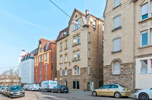 Foto - Renovierungsbedürftige 3 Zimmer + ausbaubares Dachgeschoss