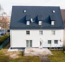 Renoviertes WG-Zimmer in Nürnberg mit Garten und Terrasse