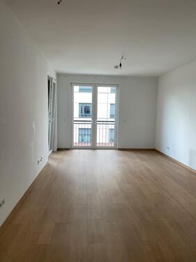 Foto - 2 Zimmer Wohnung mit EBK - 750,00 EUR Kaltmiete,