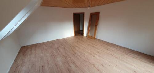 Foto - 3.5-Zimmer-Wohnung – neu saniert – mit Garten, befristet 2-3 Jahr