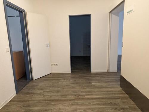 Foto - Ärztehaus in Eller - 1.300,00 EUR Kaltmiete, ca.  78,50 m²
