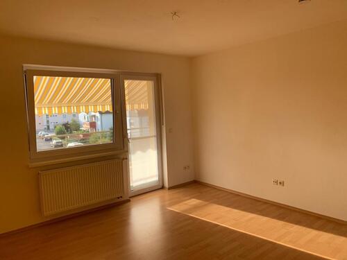 Foto - helle 3 Zimmer Wohnung mit Balkon & Carport Bad Neustadt