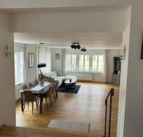 Wunderschöne, neu renovierte 2-Zimmer-Altstadtwohnung mit 98 m² – - Rothenburg ob der Tauber