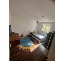 Pendlerwohnung in Messenähe - 120,00&nbsp;EUR Kaltmiete, ca.&nbsp; 15,00&nbsp;m&sup2; in Köln (PLZ: 51063) Mülheim