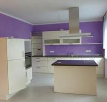 Wunderschöne, helle 2-Zimmer-Wohnung mit Garten in Weiden - Weiden in der Oberpfalz