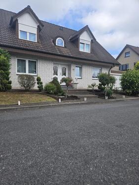 Foto - Ein tolles Einfamilienhaus mit Garage und Garten