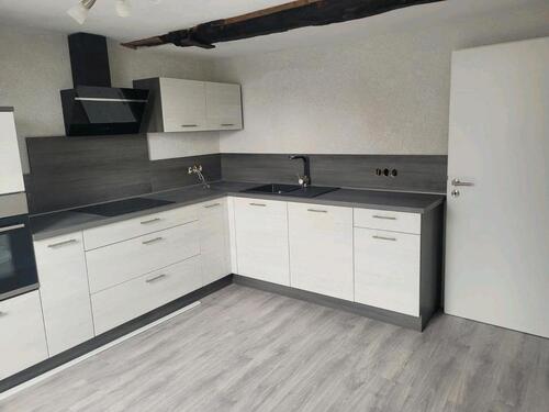 Foto - Dachwohnung - 900,00&nbsp;EUR Kaltmiete, ca.&nbsp; 100,00&nbsp;m&sup2;