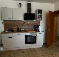 Helle 3-Zimmer-Wohnung mit Einbauküche und Garage - Bad Lippspringe