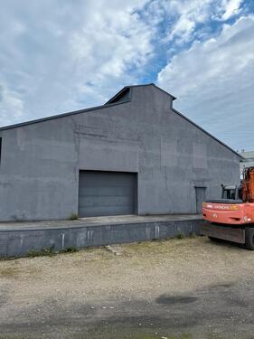 Foto - Gewerbehalle mit Laderampe 357qm zu vermieten! NMS Mitte