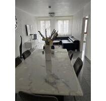 Ich vermute mene 3 Zimmer Wohnung - Wiesbaden Südost