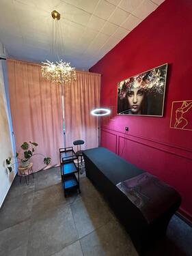 Foto - Kosmetikraum zum Vermieten - 450,00&nbsp;EUR Kaltmiete,