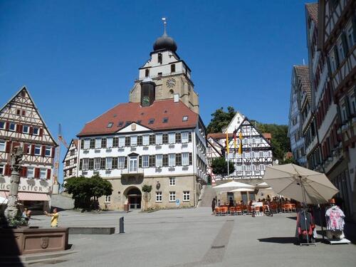 Foto - Herrenberg-Marktplatz, Top-Gewölbekeller für Gewerbe,