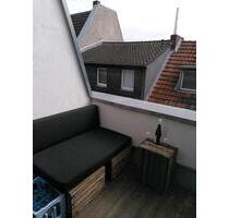 2-ZIMMER-MAISONETTE mit Balkon und 40 qm DACHTERRASSE - Köln Rodenkirchen
