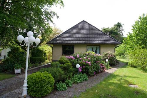 Foto - Einfamilienhaus mit großem Garten in Lemsahl-Mellingstedt