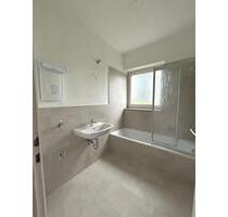 Geräumige 4-Zimmer-Wohnung mit Balkon in Amberg