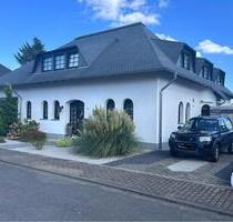 Sehr schöne Villa im Raum Saarlouis - Saarbrücken St. Arnual