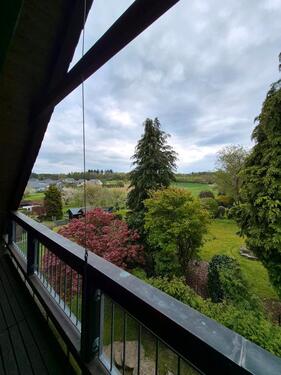 Foto - Helle Dachgeschosswohnung mit Terrasse und Balkon in Muscheid