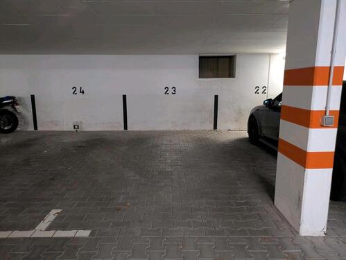 Foto - Tiefgaragenstellplatz zu vermieten 86159 Hochfeldstraße
