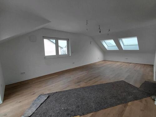 Foto - Dachgeschoßwohnung in Zerf zur Miete