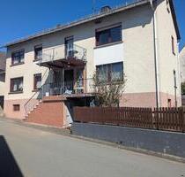 Älteres Haus mit Charme und Potenzial zu verkaufen - Battenberg (Eder)