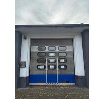 Halle - Zentral in Würzburg - im eingezäunten Grundstück