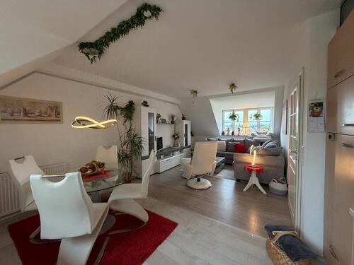 Foto - 2-Raum Dachgeschosswohnung - 220.000,00 EUR Kaufpreis,