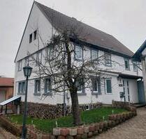 Haus zu verkaufen - 260.000,00&nbsp;EUR Kaufpreis, ca.&nbsp; 220,00&nbsp;m&sup2; in Ahorn (PLZ: 74744)