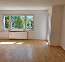 Frisch renovierte 3-Zimmer-Wohnung mit Wannenbad, EBK, Südbalkon - Seesen