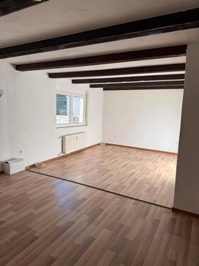 Foto - Wohnung 2 Zimmer .. Küche .. Bad .. Garten und Keller