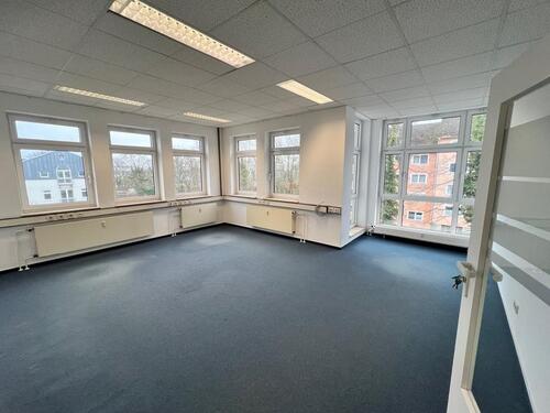 Foto - Direkt in der Stadt: ansprechende und klimatisierte Praxis-undoder Bürofläche