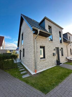 Foto - Neuwertige Doppelhaushälfte in Oldenburg