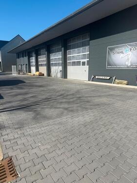 Foto - HalleWerkstatt in Baiersdorf - 2.400,00&nbsp;EUR Kaltmiete, ca.&nbsp; 200,00&nbsp;m&sup2;