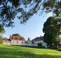 großzügige, kernsanierte 4- Zi.whg. im hist. Forstgut bei Koblenz