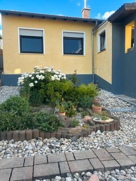 Foto - Bungalow 105qm mit Doppelgarage in Ronneburg Hessen zu verkaufen