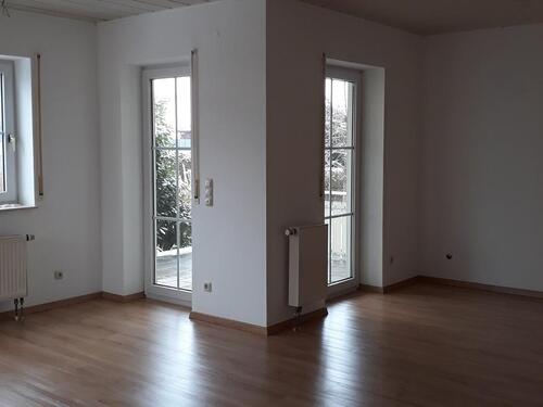 Foto - 4-Zimmer-Wohnung zu vermieten - 1.050,00 EUR Kaltmiete,