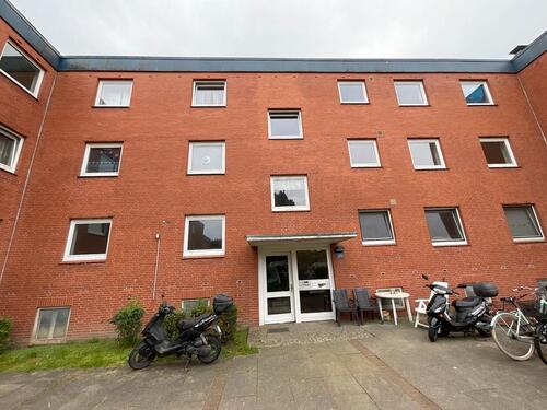 Foto - 3 Zimmer-Wohnung mit Balkon und modernisierten Wannenbad