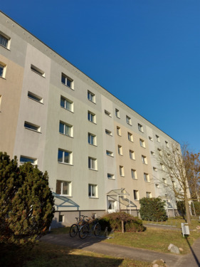 Foto - 3-Raum-Wohnung im 1. Obergeschoss mit praktischem Duschbad!