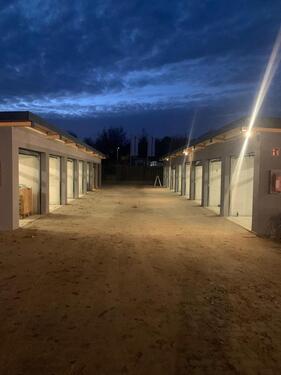 Foto - Garage Alt Mölln - 90,00 EUR Miete,