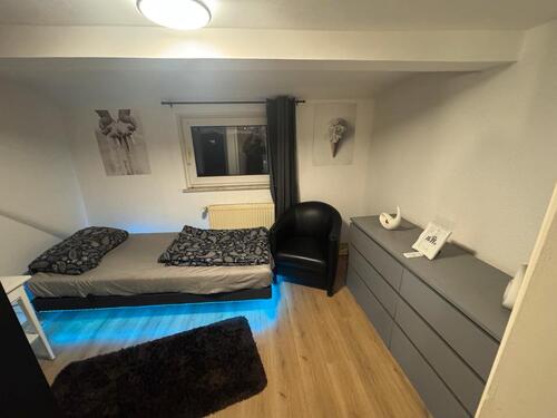 Foto - Möbliertes WG Zimmer in 4er- Männer-WG-Mainz-Kostheim-Sofort Frei