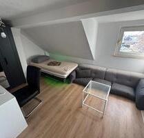 Möbliertes WG Zimmer in 4er- Männer-WG-Mainz-Kostheim-Sofort Frei - Wiesbaden