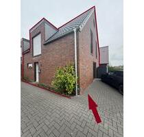 Doppelhaushälfte zur Miete ! - 1.100,00&nbsp;EUR Kaltmiete, ca.&nbsp; 98,00&nbsp;m&sup2; in Papenburg (PLZ: 26871)