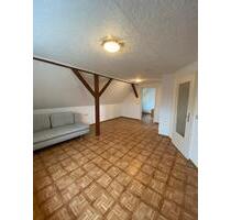 2-Zimmer DG Wohnung zu vermieten - Waigolshausen