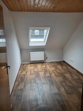 Foto - Etagenwohnung zur Miete in Straßenhaus